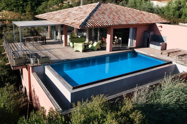 Maison à vendre - 5 pièces - 205,97 m2 - Ste Lucie De Porto Vecchio - 201 - CORSE