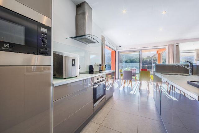 Maison à vendre - 5 pièces - 205,97 m2 - Ste Lucie De Porto Vecchio - 201 - CORSE