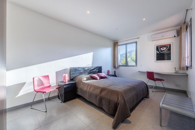 Maison à vendre - 5 pièces - 205,97 m2 - Ste Lucie De Porto Vecchio - 201 - CORSE