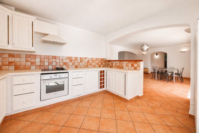 Maison &agrave; vendre - 7 pi&egrave;ces - 219 m2 - Lecci - 201 - CORSE