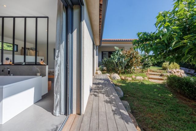 Maison &agrave; vendre - 4 pi&egrave;ces - 135 m2 - Zonza - 201 - CORSE