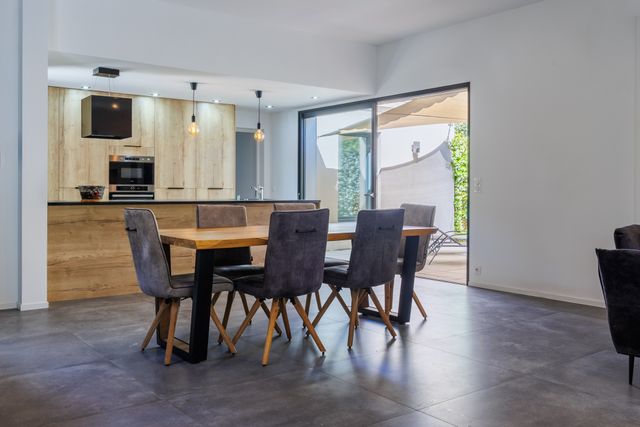 Maison &agrave; louer - 5 pi&egrave;ces - 170 m2 - Porto Vecchio - 201 - CORSE