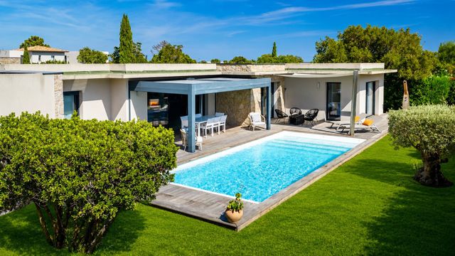 Maison &agrave; vendre - 5 pi&egrave;ces - 167 m2 - Lecci - 201 - CORSE