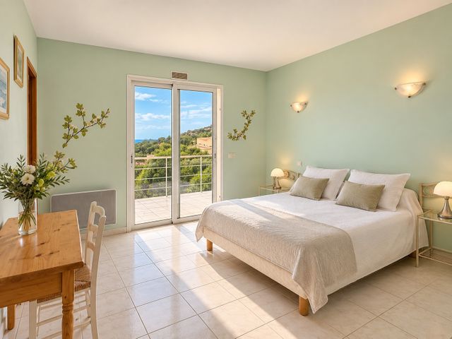 Maison &agrave; vendre - 6 pi&egrave;ces - 212 m2 - Porto Vecchio - 201 - CORSE