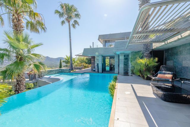 Maison à vendre - 7 pièces - 314,07 m2 - Zonza - 201 - CORSE