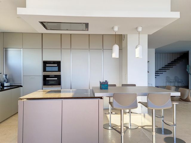 Maison à louer - 6 pièces - 340 m2 - Porto Vecchio - 201 - CORSE