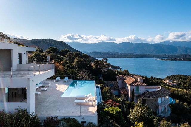 Maison à louer - 6 pièces - 340 m2 - Porto Vecchio - 201 - CORSE