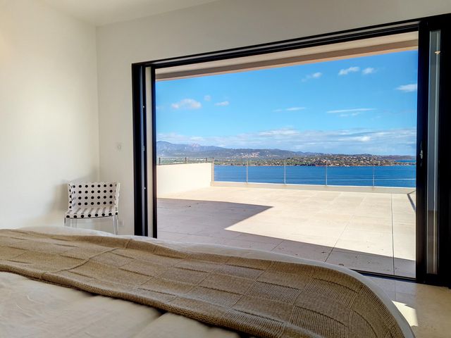 Maison à louer - 6 pièces - 340 m2 - Porto Vecchio - 201 - CORSE