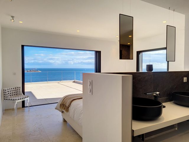 Maison à louer - 6 pièces - 340 m2 - Porto Vecchio - 201 - CORSE