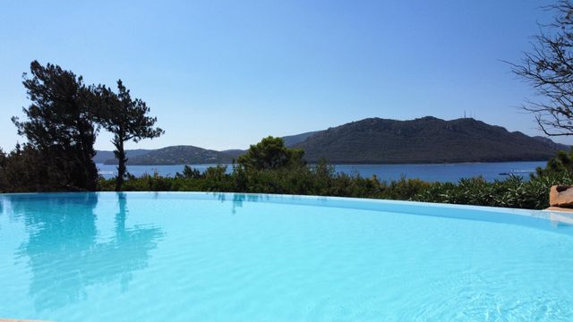 Maison à louer - 7 pièces - 250 m2 - Lecci - 201 - CORSE