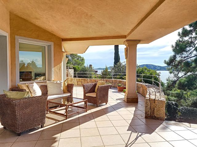 Maison à louer - 7 pièces - 250 m2 - Lecci - 201 - CORSE