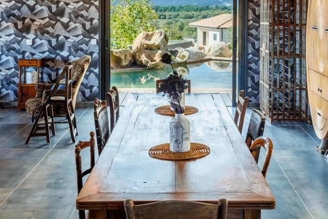 Maison à vendre - 6 pièces - 230 m2 - Lecci - 201 - CORSE