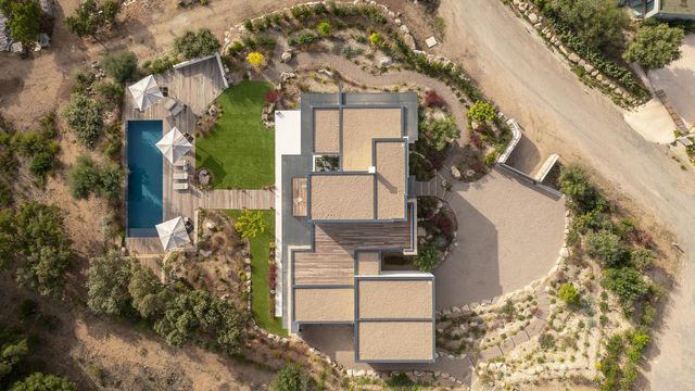 Maison à louer - 6 pièces - 250 m2 - Zonza - 201 - CORSE