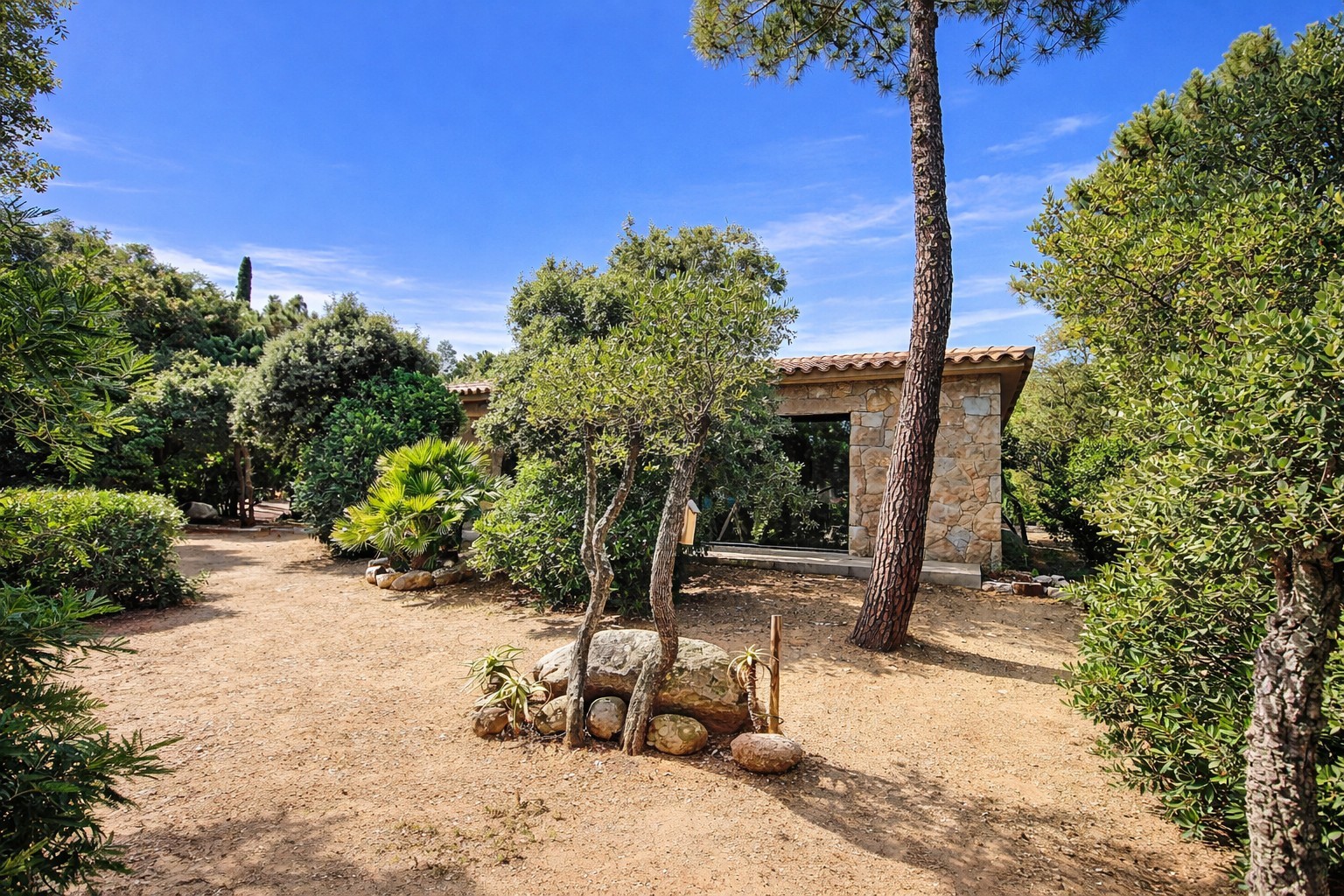 maison  - LECCI- 201