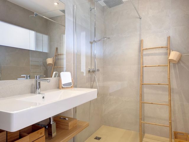 Maison à louer - 5 pièces - 200 m2 - Porto Vecchio - 201 - CORSE