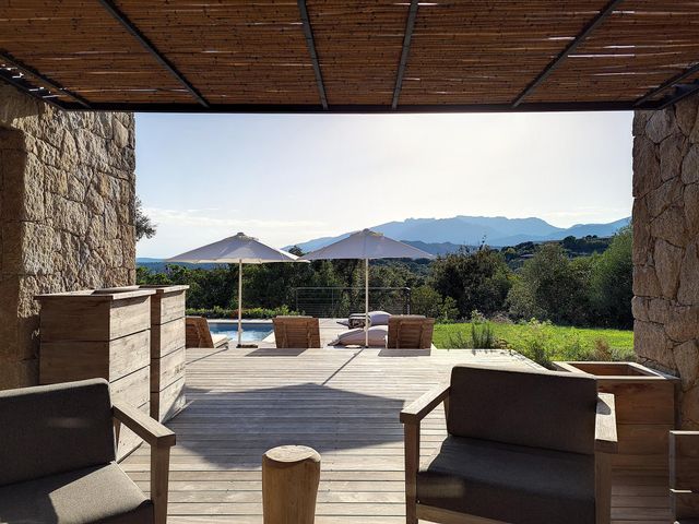 Maison à louer - 5 pièces - 200 m2 - Porto Vecchio - 201 - CORSE