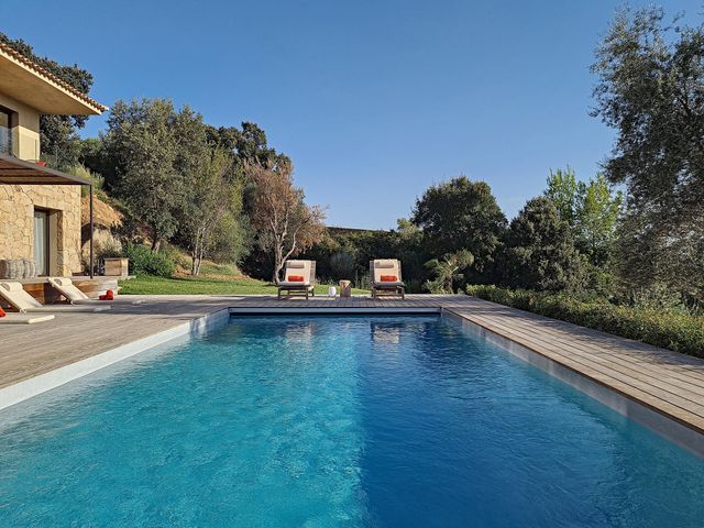 Maison à louer - 5 pièces - 200 m2 - Porto Vecchio - 201 - CORSE