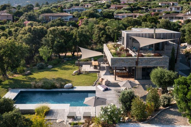 Maison à louer - 5 pièces - 190 m2 - Zonza - 201 - CORSE