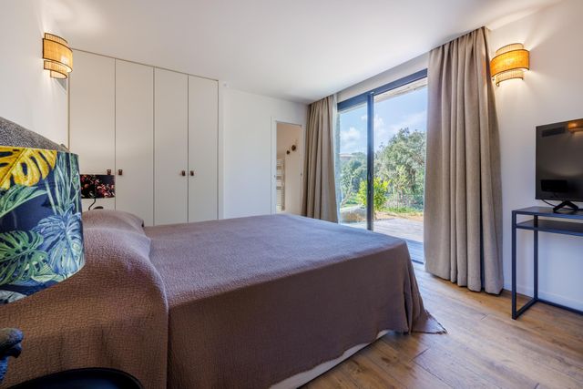 Maison à louer - 5 pièces - 190 m2 - Zonza - 201 - CORSE