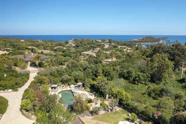 Maison à louer - 6 pièces - 200 m2 - Zonza - 201 - CORSE