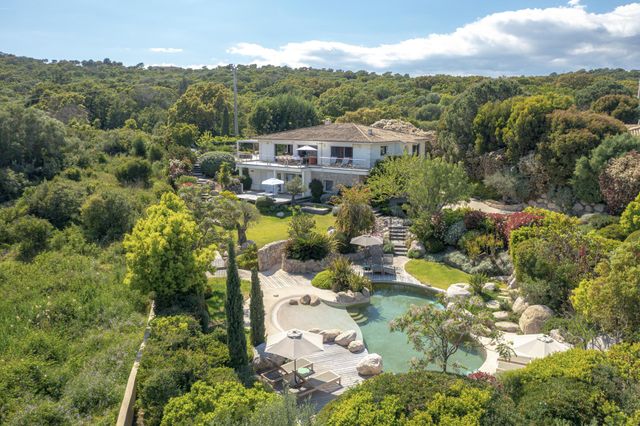 Maison à louer - 6 pièces - 200 m2 - Zonza - 201 - CORSE