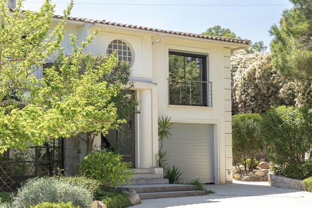 Maison à louer - 6 pièces - 200 m2 - Zonza - 201 - CORSE