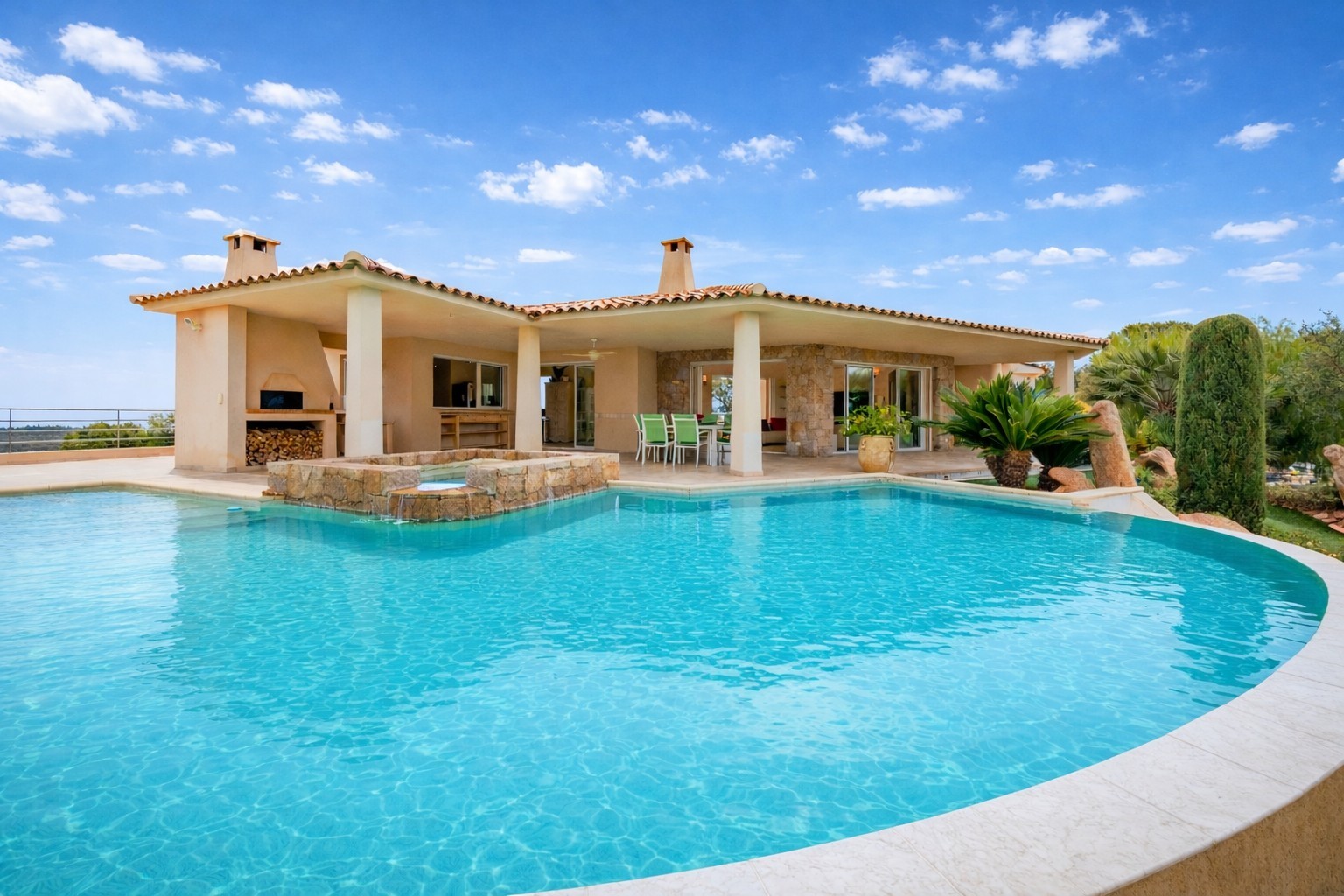 maison  - ZONZA- 201