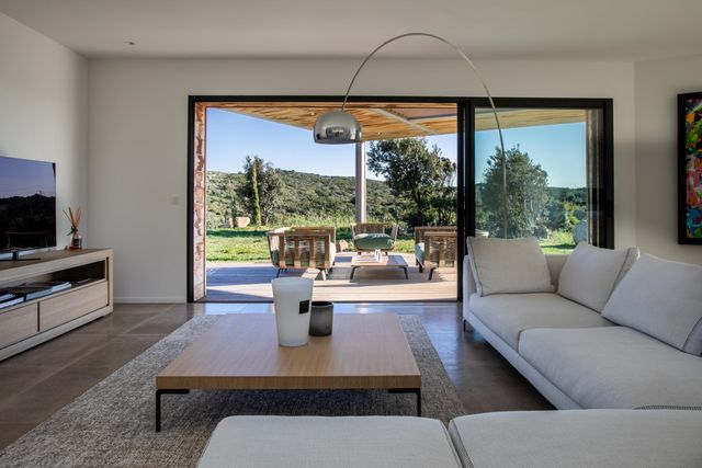 Maison à louer - 5 pièces - 300 m2 - Bonifacio - 201 - CORSE