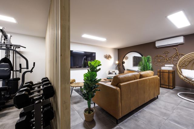 Maison à louer - 6 pièces - 300 m2 - Zonza - 201 - CORSE