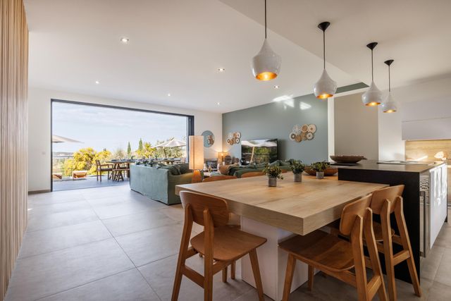 Maison à louer - 6 pièces - 300 m2 - Zonza - 201 - CORSE