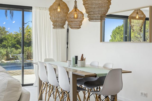 Maison à louer - 5 pièces - 180 m2 - Lecci - 201 - CORSE