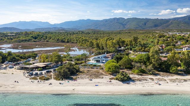 Maison à louer - 5 pièces - 180 m2 - Lecci - 201 - CORSE