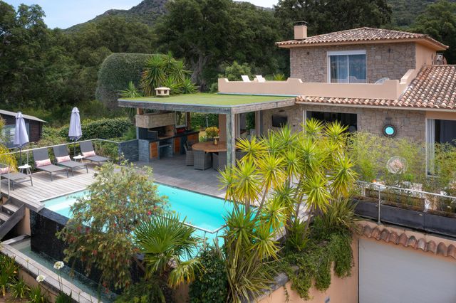 Maison à vendre - 5 pièces - 140,91 m2 - Porto Vecchio - 201 - CORSE