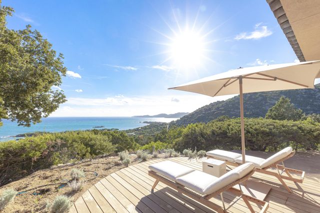 Maison à louer - 7 pièces - 300 m2 - Porto Vecchio - 201 - CORSE