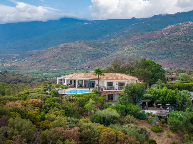 Maison à vendre - 8 pièces - 306 m2 - Porto Vecchio - 201 - CORSE