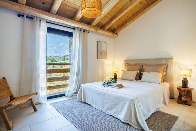 Maison à louer - 4 pièces - 95 m2 - Zonza - 201 - CORSE