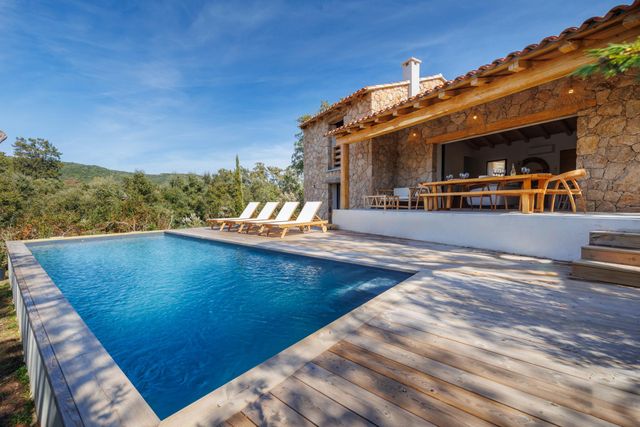 Maison à louer - 4 pièces - 95 m2 - Zonza - 201 - CORSE