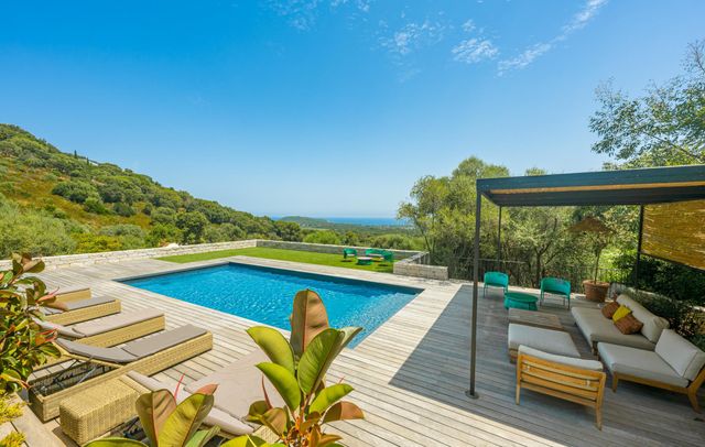 Maison à louer - 4 pièces - 235 m2 - Zonza - 201 - CORSE