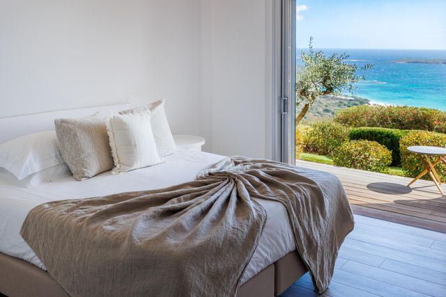 Maison à louer - 8 pièces - 400 m2 - Porto Vecchio - 201 - CORSE