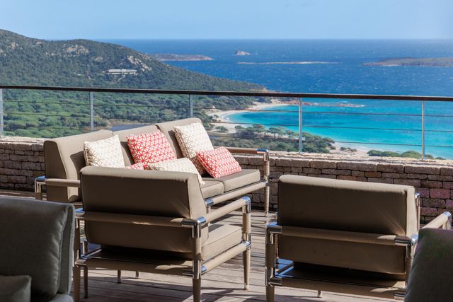 Maison à louer - 8 pièces - 400 m2 - Porto Vecchio - 201 - CORSE