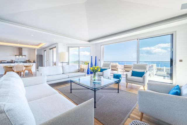 Maison à louer - 8 pièces - 400 m2 - Porto Vecchio - 201 - CORSE