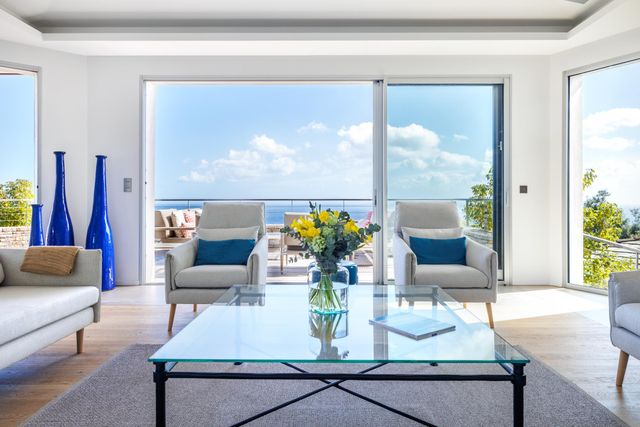 Maison à louer - 8 pièces - 400 m2 - Porto Vecchio - 201 - CORSE