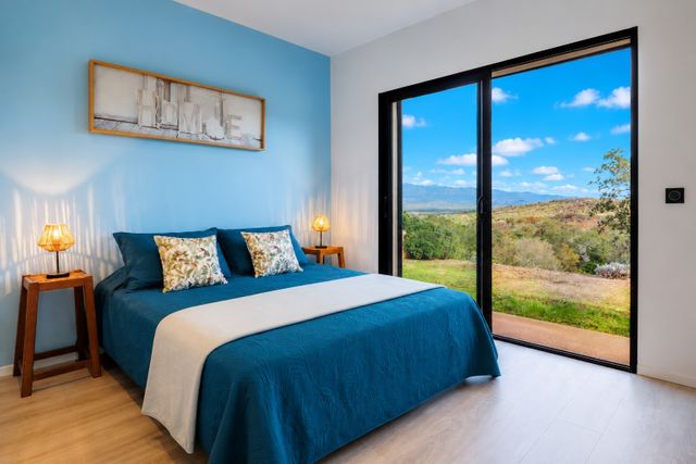 Maison &agrave; vendre - 8 pi&egrave;ces - 277 m2 - Porto Vecchio - 201 - CORSE