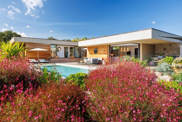 Maison à louer - 5 pièces - 200 m2 - Zonza - 201 - CORSE