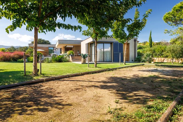 Maison à vendre - 6 pièces - 200 m2 - Zonza - 201 - CORSE