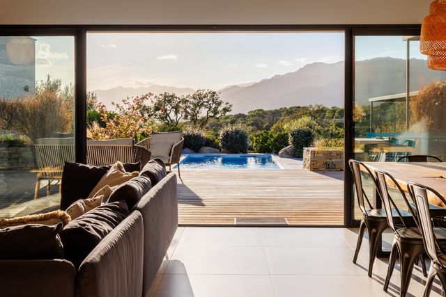 Maison à louer - 4 pièces - 134 m2 - Lecci - 201 - CORSE