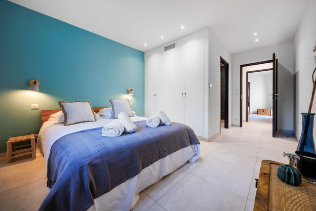 Maison à louer - 4 pièces - 134 m2 - Lecci - 201 - CORSE