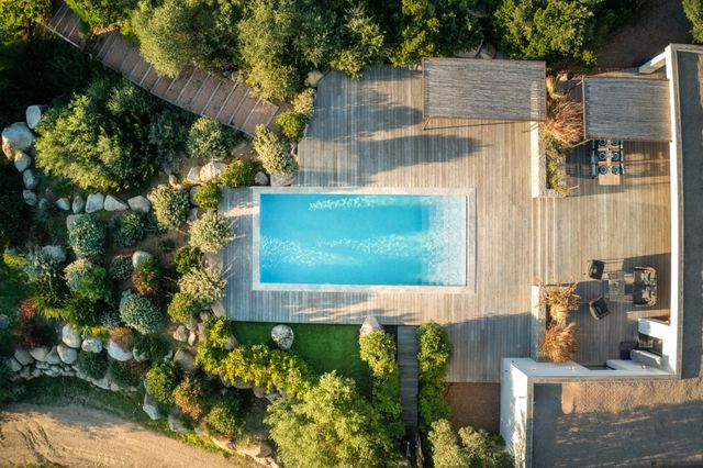 Maison à louer - 4 pièces - 134 m2 - Lecci - 201 - CORSE