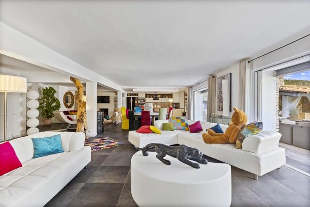 Maison à vendre - 13 pièces - 680 m2 - Bonifacio - 201 - CORSE