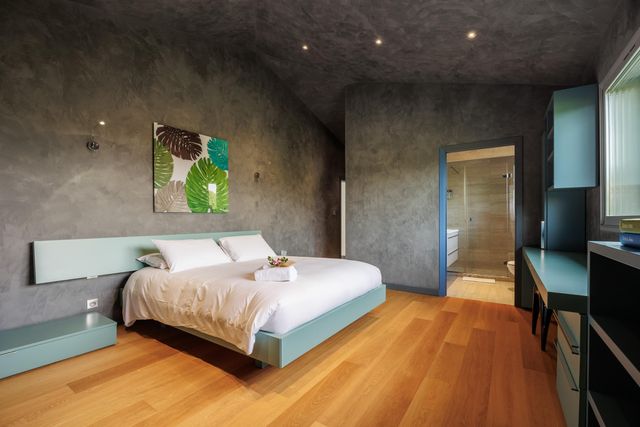 Maison à louer - 8 pièces - 500 m2 - Porto Vecchio - 201 - CORSE